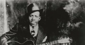 [PÈLERINAGE MUSICAL] &#8211; Sur la tombe du génie du blues à GREENWOOD (USA), Information Afrique Kirinapost