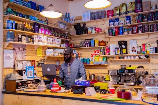 Saint-Louis: L&rsquo;incontournable Farmers Coffee Shop a rouvert ses portes, Information Afrique Kirinapost