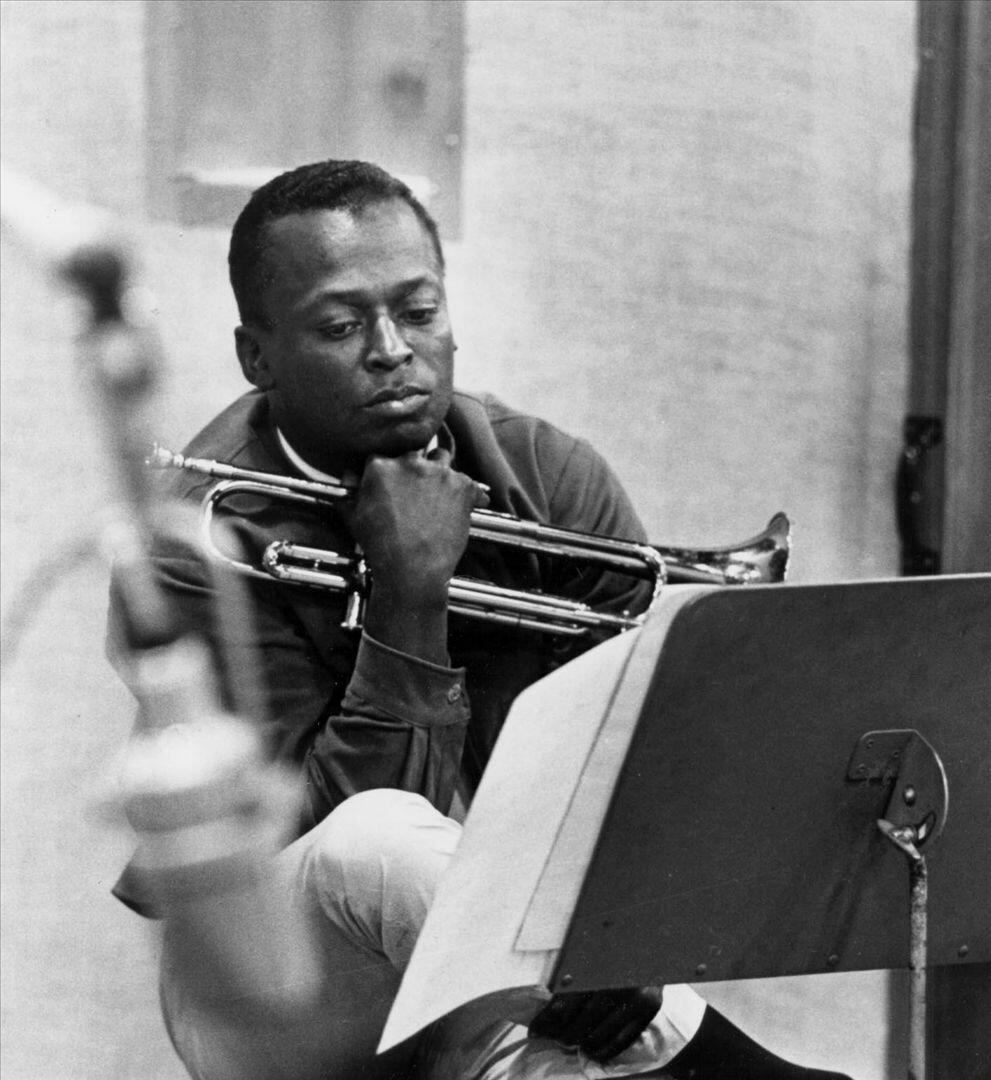 Miles Davis ou le son d&rsquo;un homme qui marche sur des coquilles d’œuf, Information Afrique Kirinapost