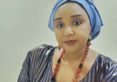 Fréquences poétiques&#8230;Féminine, plurielle et singulière, Information Afrique Kirinapost