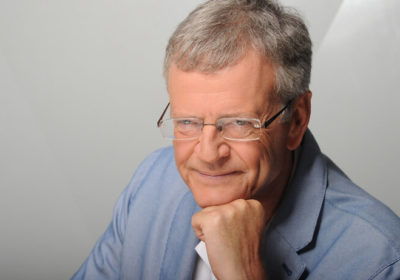 3 Questions À…Pascal Boniface :« Le discours de Sonko sur la souveraineté ne reflète pas, comme dans d’autres cas, la soif d’un pouvoir personnel», Information Afrique Kirinapost