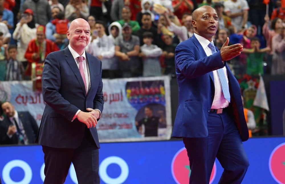 Il est beau le champion !, Information Afrique Kirinapost