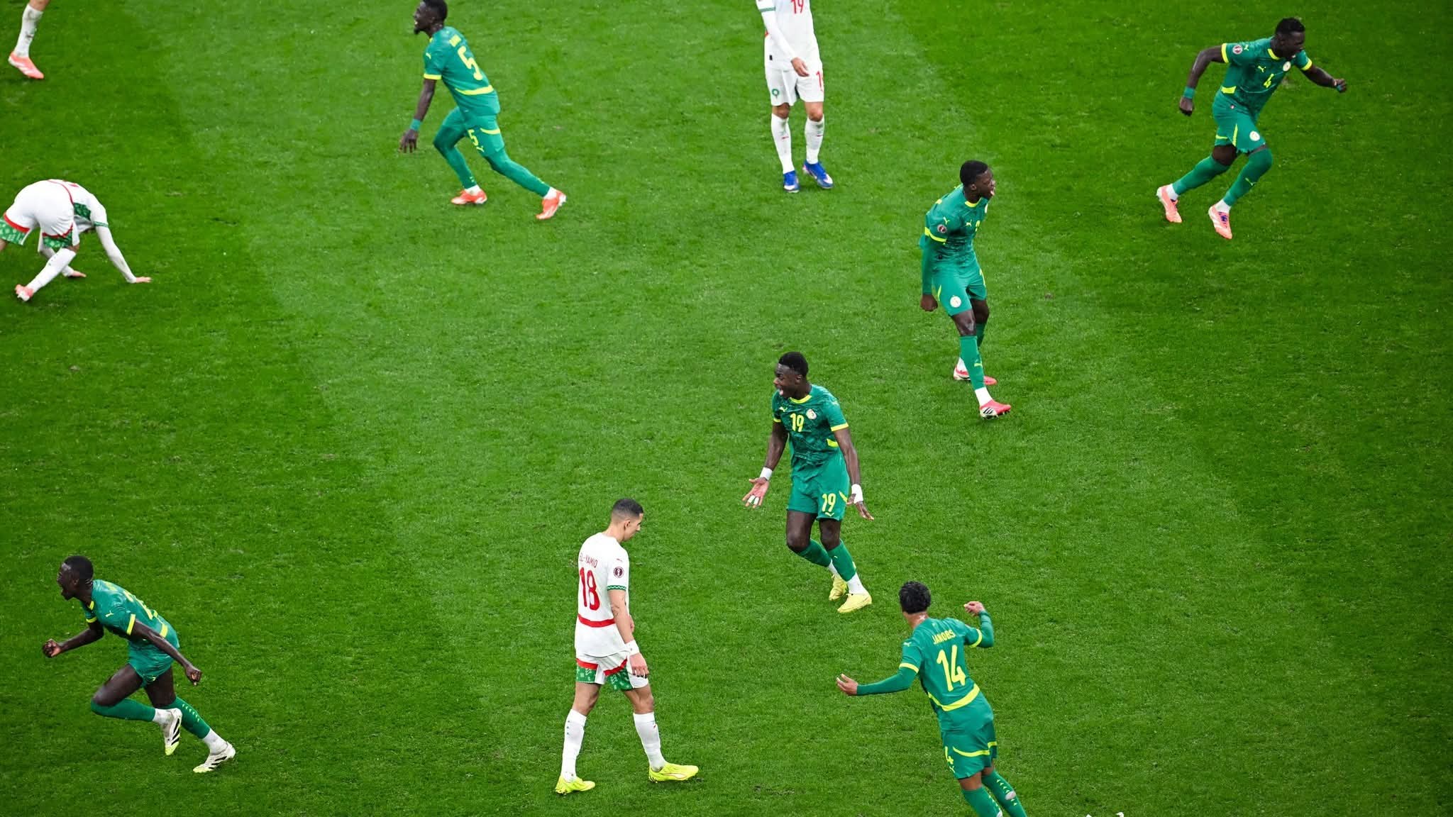 Il est beau le champion !, Information Afrique Kirinapost