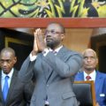 L’ALCHIMIE DU POUVOIR : QUAND LE PERCHOIR ÉPOUSE LA PRIMATURE SUR UNE LIGNE DE CRÊTE, Information Afrique Kirinapost