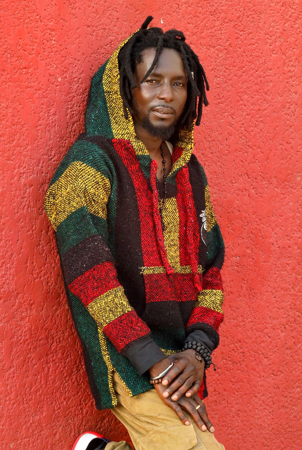 Anaké: « Briser les chaînes de l’esclavage mental qui nous maintiennent encore dans une forme d’aliénation», Information Afrique Kirinapost