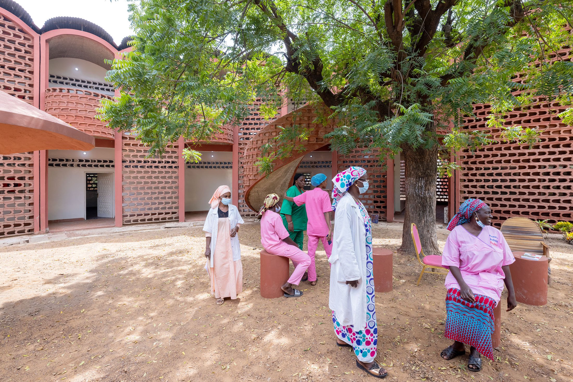 L’extension de l’hôpital de Tambacounda un bel exemple de mise en valeur de la construction durable, Information Afrique Kirinapost