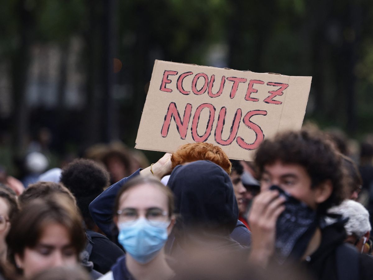 Boucs émissaires : la faute qui coûte à la France dans le monde (Par Cheikh A. Mbacké Ndiaye), Information Afrique Kirinapost