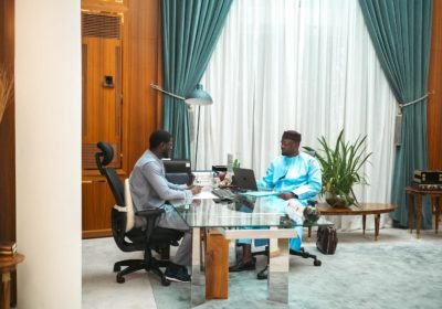 Sénégal : L’Exception d’une Démocratie vitale, Information Afrique Kirinapost